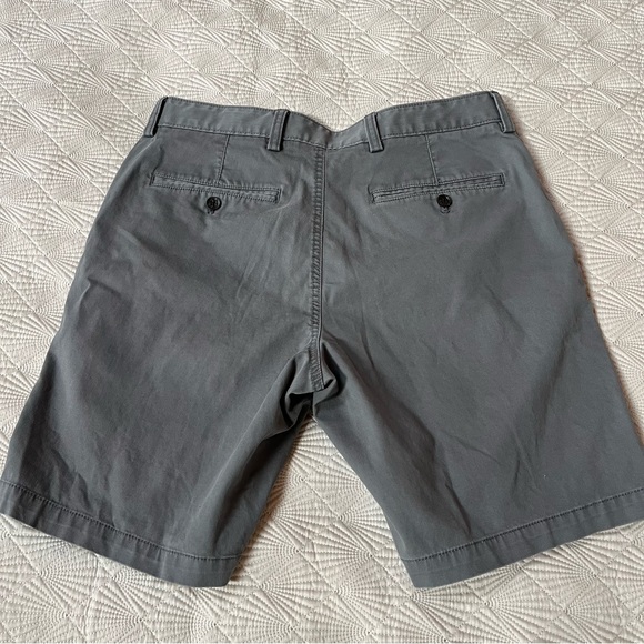 Nordstrom 32” shorts in gray - Picture 3 of 7